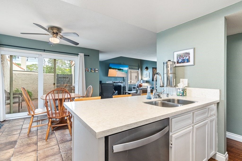 Image 11 of property listing at 379 N Melrose, Vista, CA 92083