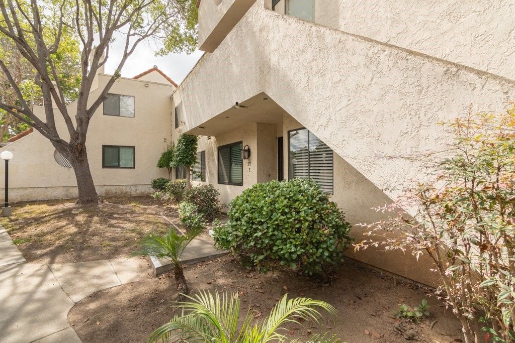 Image 2 of property listing at 379 N Melrose, Vista, CA 92083