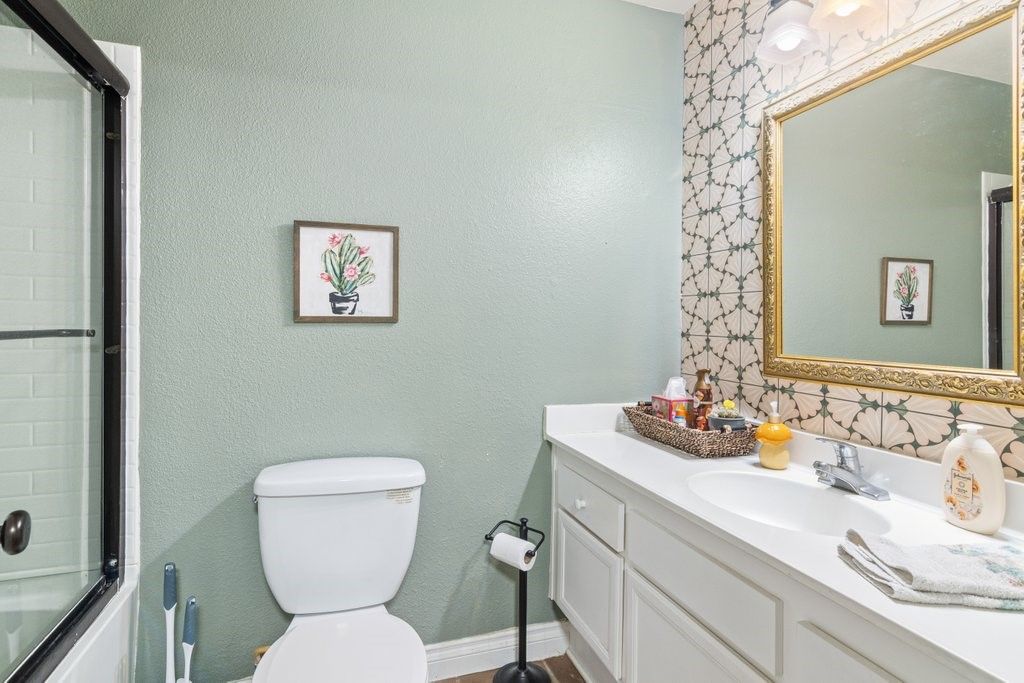 Image 22 of property listing at 379 N Melrose, Vista, CA 92083