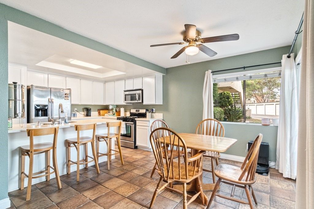 Image 6 of property listing at 379 N Melrose, Vista, CA 92083