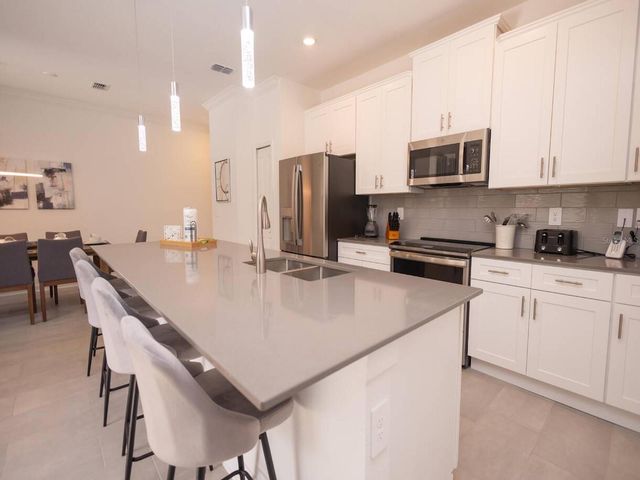 2541 READING TRAIL, Kissimmee, FL 34746