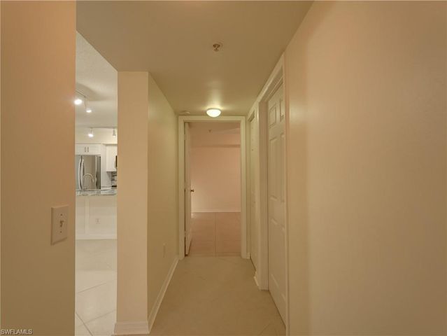 8635 River Homes Ln Apt 107, Bonita Springs, FL 34135