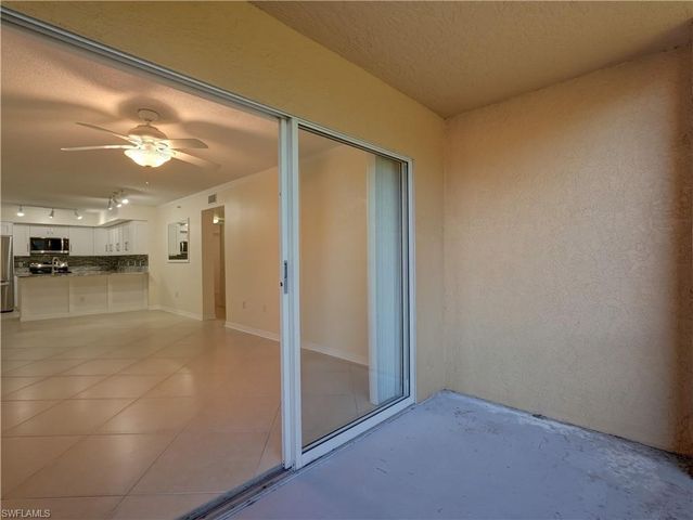8635 River Homes Ln Apt 107, Bonita Springs, FL 34135