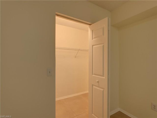 8635 River Homes Ln Apt 107, Bonita Springs, FL 34135