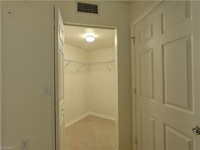 8635 River Homes Ln Apt 107, Bonita Springs, FL 34135