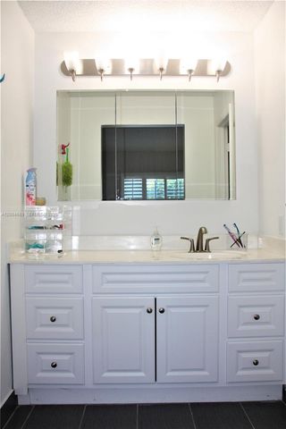 4291 Magnolia Ridge Dr, Weston, FL 33331