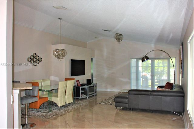 4291 Magnolia Ridge Dr, Weston, FL 33331