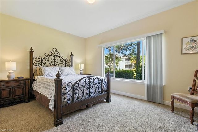 1415 Sweetwater CV 104, Naples, FL 34110