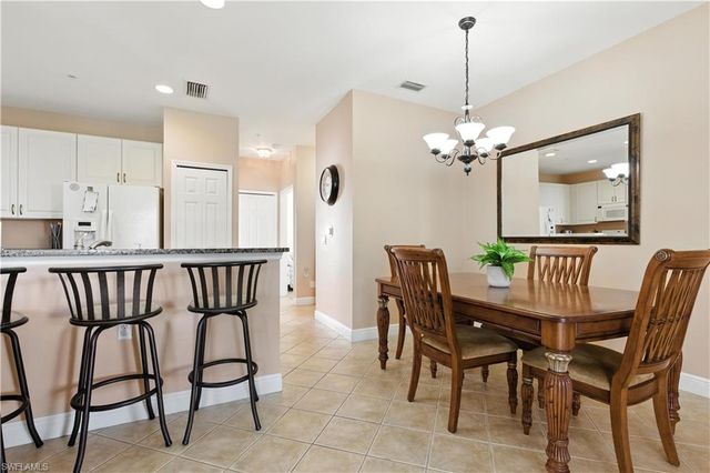 1415 Sweetwater CV 104, Naples, FL 34110