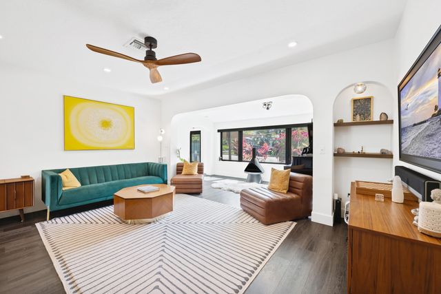 1529 NE 17th Avenue, Fort Lauderdale, FL 33304