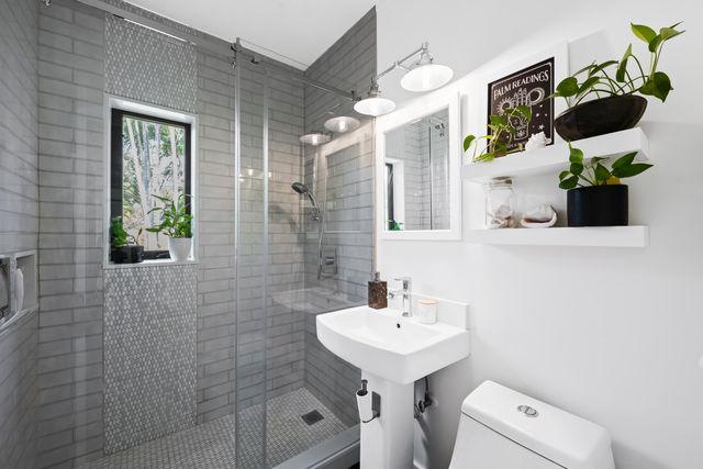 1529 NE 17th Avenue, Fort Lauderdale, FL 33304