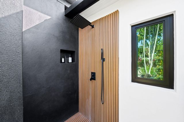 1529 NE 17th Avenue, Fort Lauderdale, FL 33304