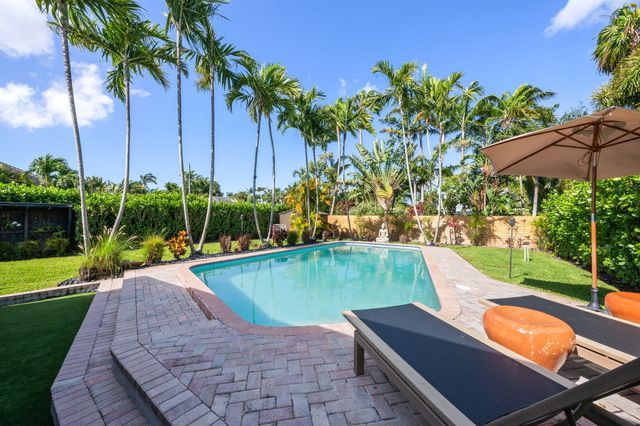 1529 NE 17th Avenue, Fort Lauderdale, FL 33304