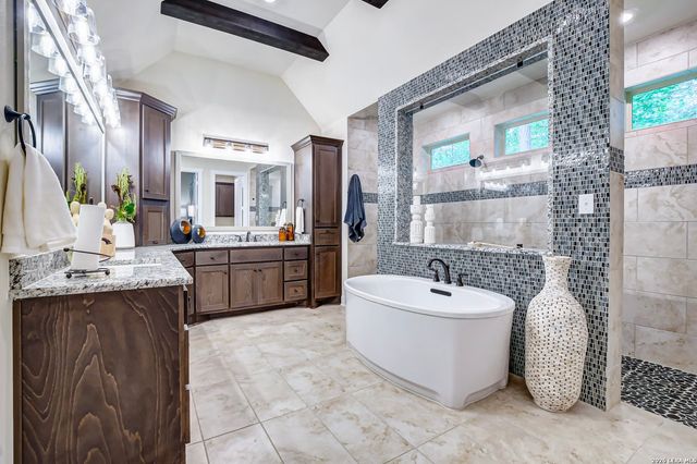 31045 Johnson Way, Bulverde, TX 78163