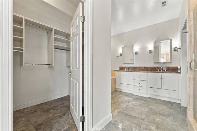 1500 E Ocean 718, Long Beach, CA 90802