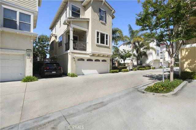 2170 Harmony, Costa Mesa, CA 92627