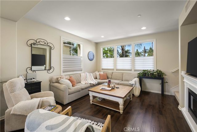 2170 Harmony, Costa Mesa, CA 92627