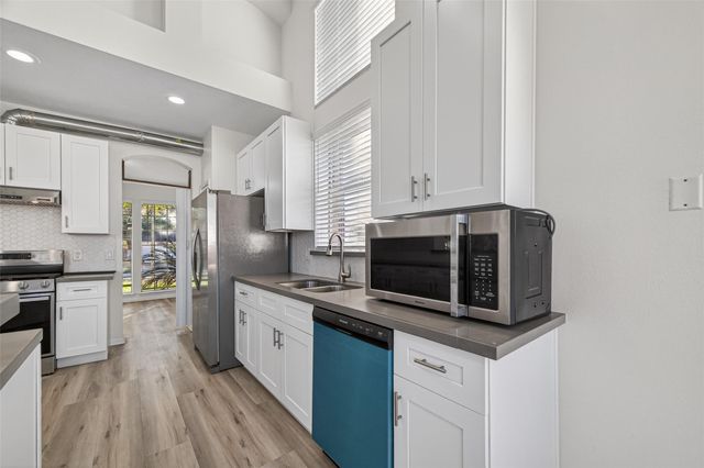 3522 Brookwood Drive, La Porte, TX 77571