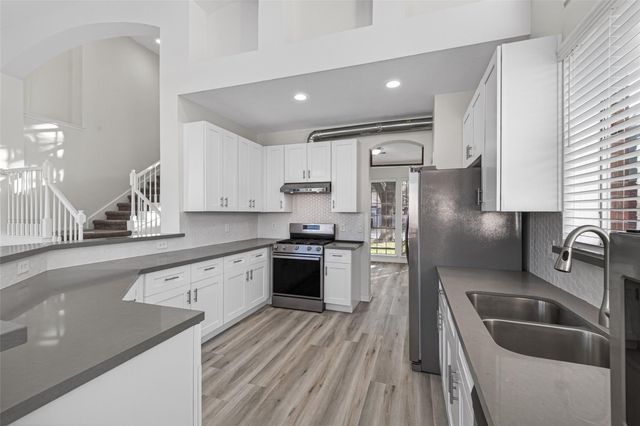 3522 Brookwood Drive, La Porte, TX 77571