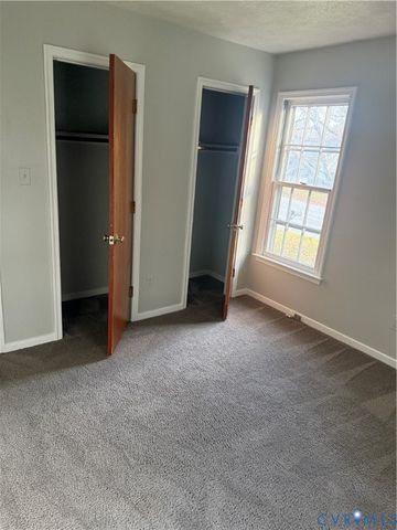 1102 Mount Erin Dr, Richmond, VA 23231