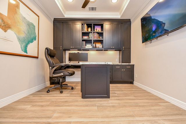 4309 Lake Walk Court, Missouri City, TX 77459