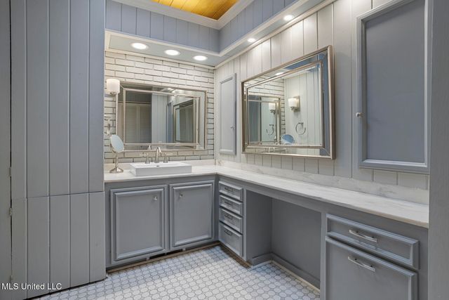 1972 Aztec Drive, Jackson, MS 39211