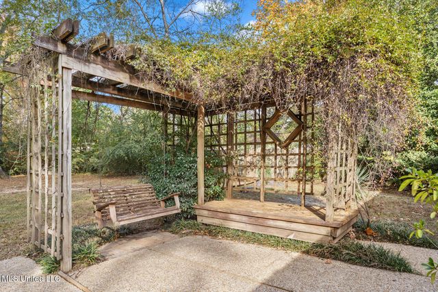 1972 Aztec Drive, Jackson, MS 39211