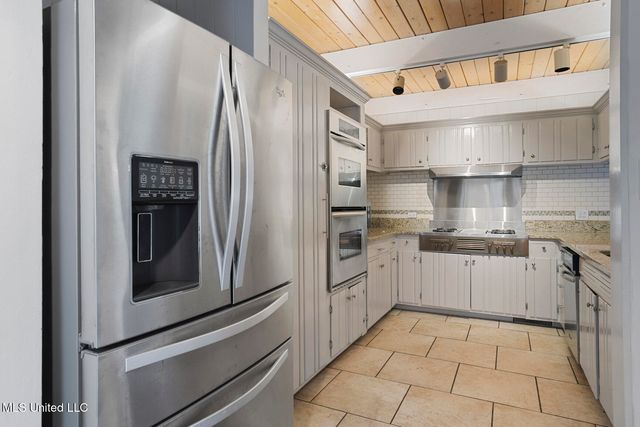 1972 Aztec Drive, Jackson, MS 39211