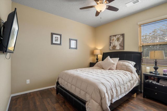 6701 Kayser Mill Road NW, Albuquerque, NM 87114