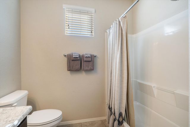 6701 Kayser Mill Road NW, Albuquerque, NM 87114