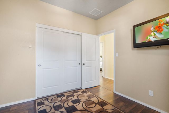 6701 Kayser Mill Road NW, Albuquerque, NM 87114