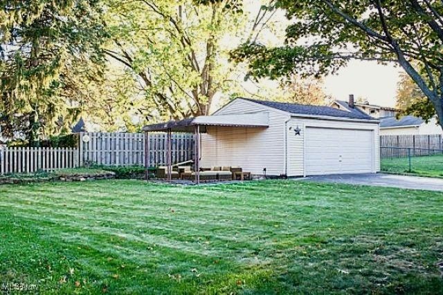 22377 Rivergate Drive, Rocky River, OH 44116