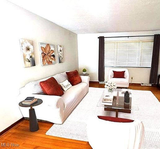 22377 Rivergate Drive, Rocky River, OH 44116