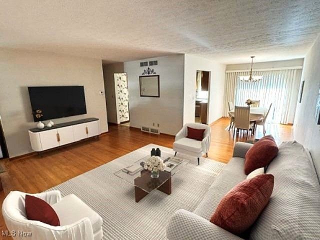 22377 Rivergate Drive, Rocky River, OH 44116