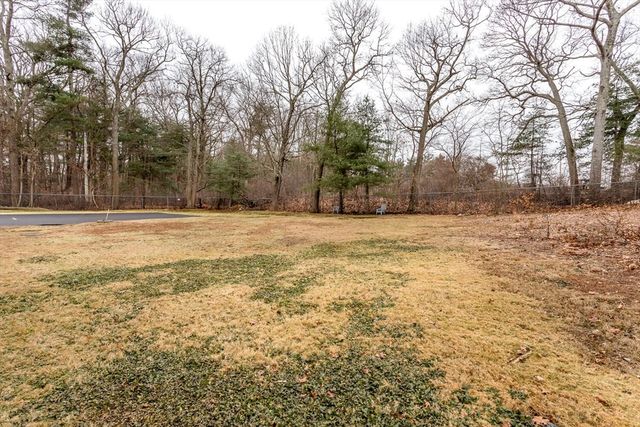 157 Central 1, Foxboro, MA 02035