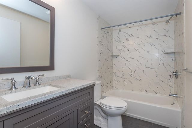 157 Central 1, Foxboro, MA 02035