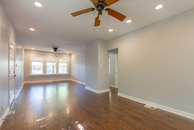 7933 S Constance Avenue, Chicago, IL 60617