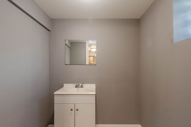 7933 S Constance Avenue, Chicago, IL 60617