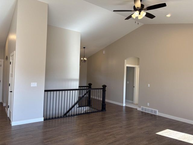 126 SOUTHFIELD COURT, Neenah, WI 54956