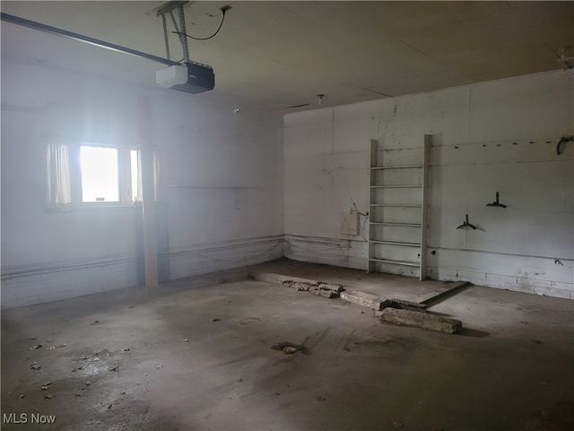 44208 Meadow Lark Lane, Cadiz, OH 43907