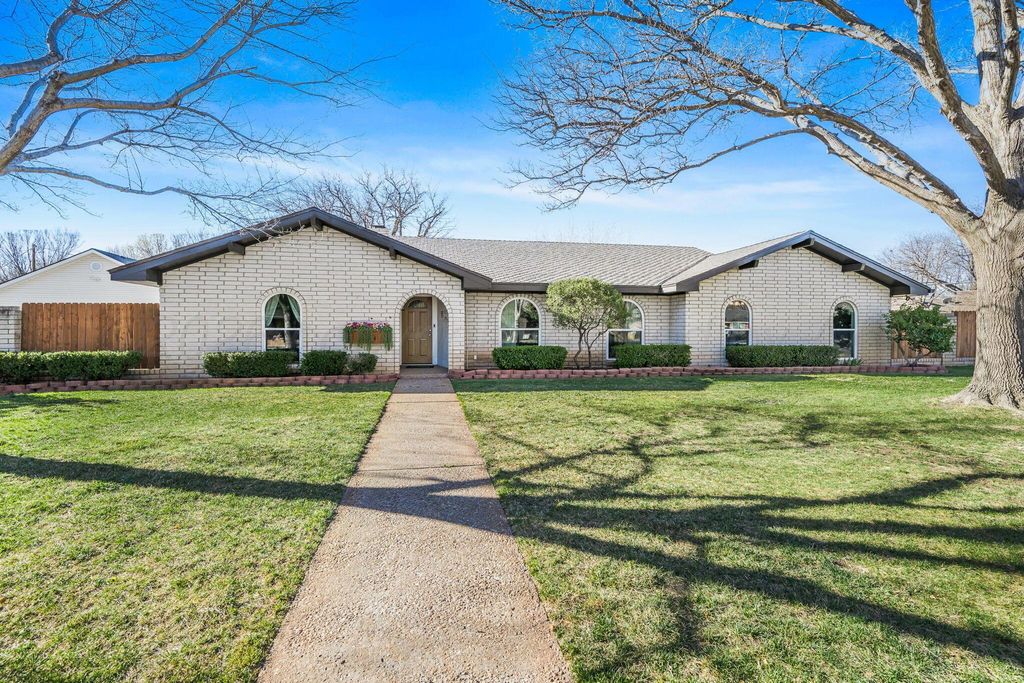 6313 Jameson Road, Amarillo, TX 79106