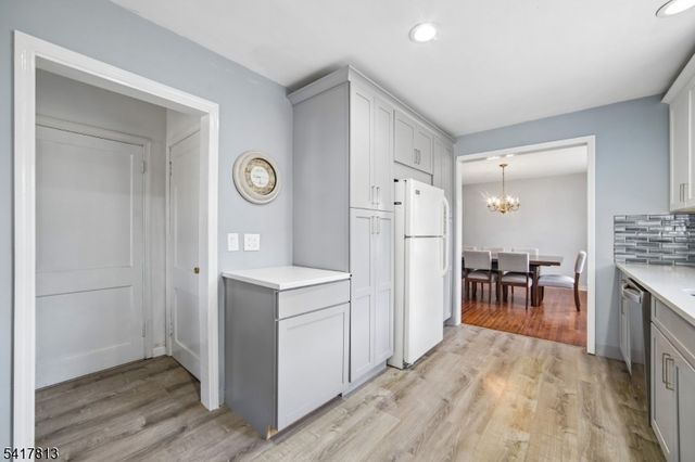 21 Readington Rd, Readington Twp., NJ 08889