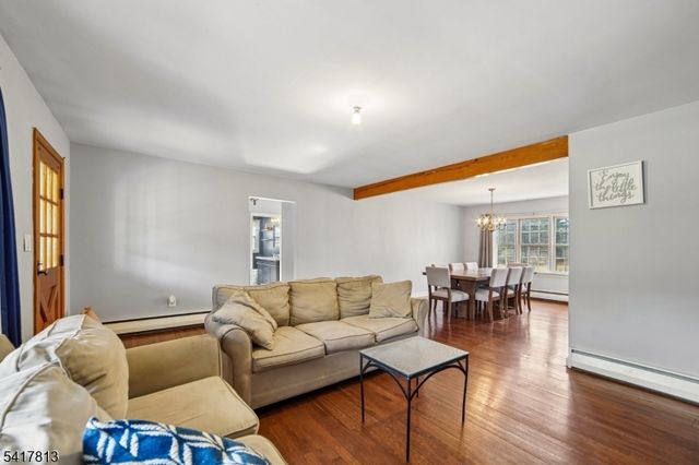 21 Readington Rd, Readington Twp., NJ 08889