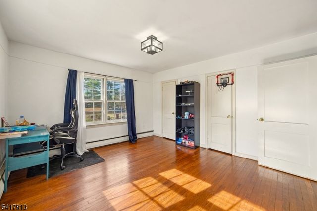 21 Readington Rd, Readington Twp., NJ 08889