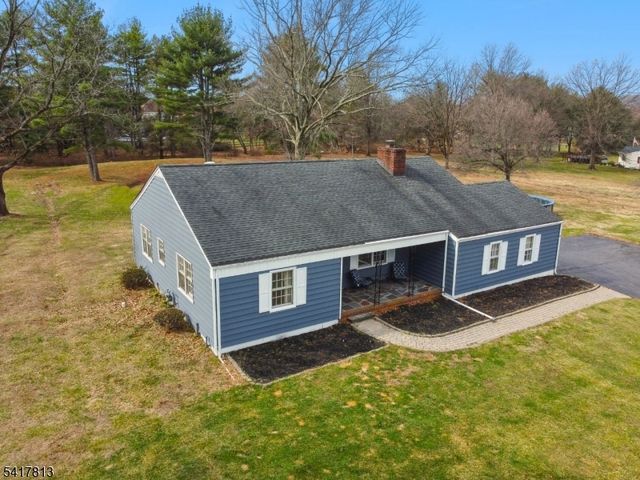 21 Readington Rd, Readington Twp., NJ 08889