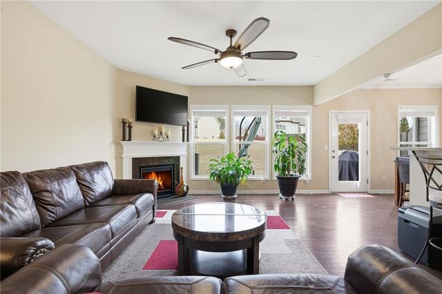 1210 Hampton Oaks Drive, Alpharetta, GA 30004