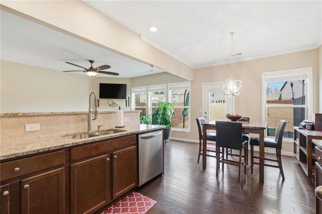 1210 Hampton Oaks Drive, Alpharetta, GA 30004