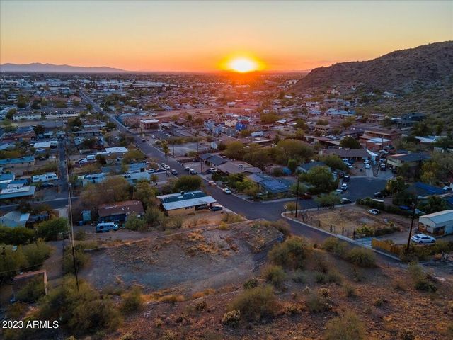 1265 W DESERT COVE Avenue -, Phoenix, AZ 85029