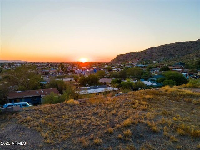 1265 W DESERT COVE Avenue -, Phoenix, AZ 85029