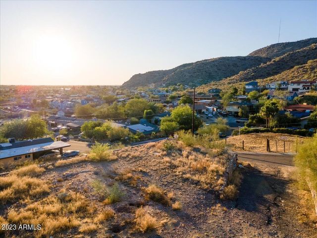 1265 W DESERT COVE Avenue -, Phoenix, AZ 85029